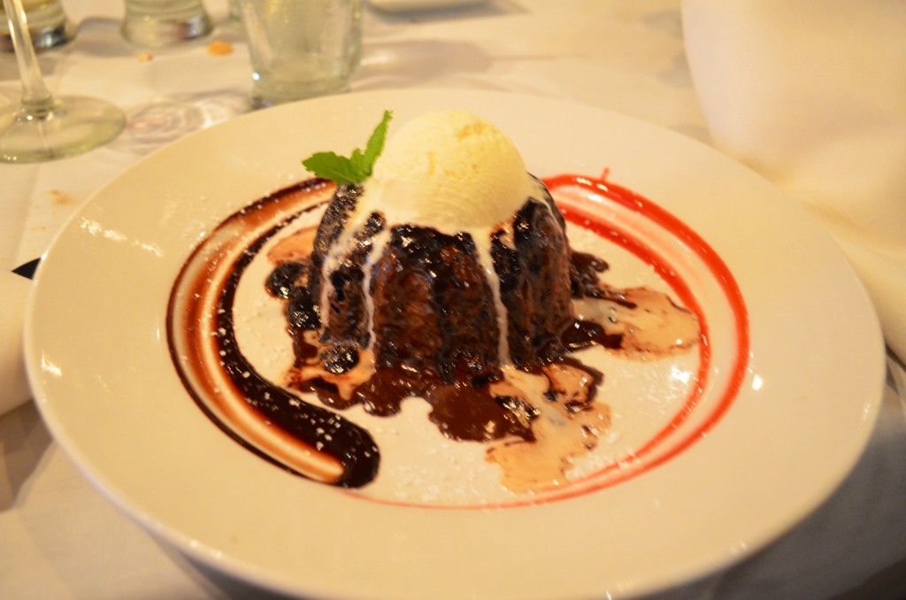 The molten lava cake was as good as it looks! 