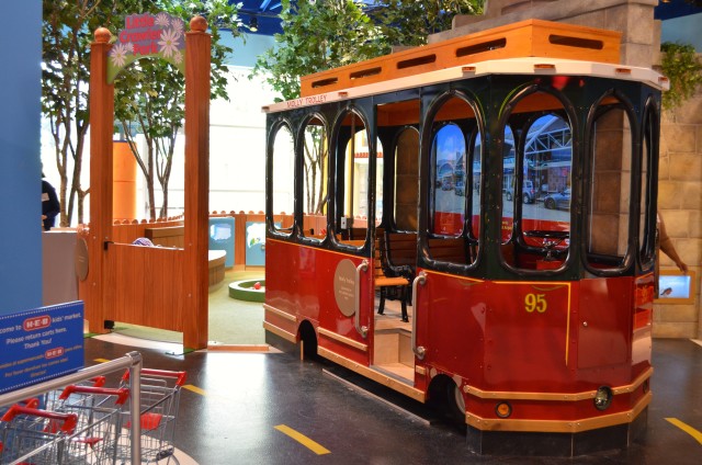 The DoSeum Trolley